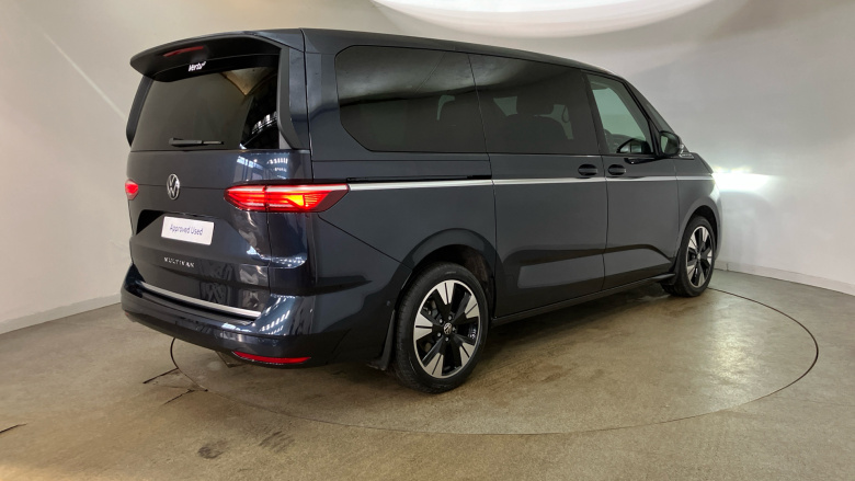 Volkswagen Multivan 2.0 TDI Style 5dr LWB DSG Diesel Estate